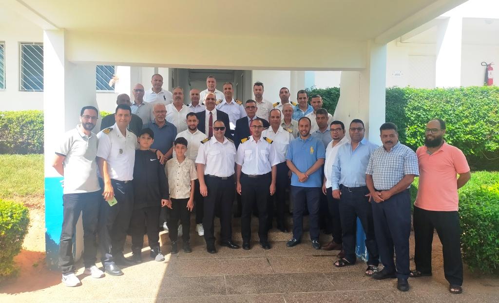 Cérémonie de clôture de la formation des officiers chargés du quart à la passerelle et des capitaines de navires d&rsquo;une jauge brute inférieure à 500 UMS